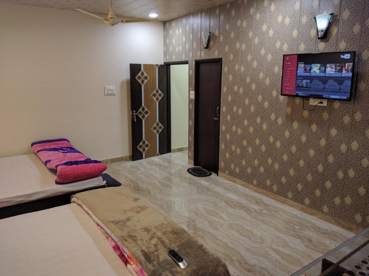 Mye Home Stay - Near Golden Temple Amritsar Zewnętrze zdjęcie
